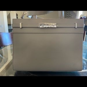 Saint Laurent small Manhattan in light grey
